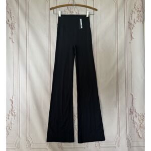 Nike X SKIMS Matte Slim Flare Legging Obsidian Black Size XXS NWT $128